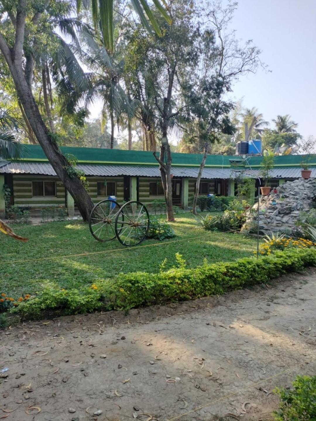 Lucky Beach Resorts , Balasore Чандипур Екстериор снимка